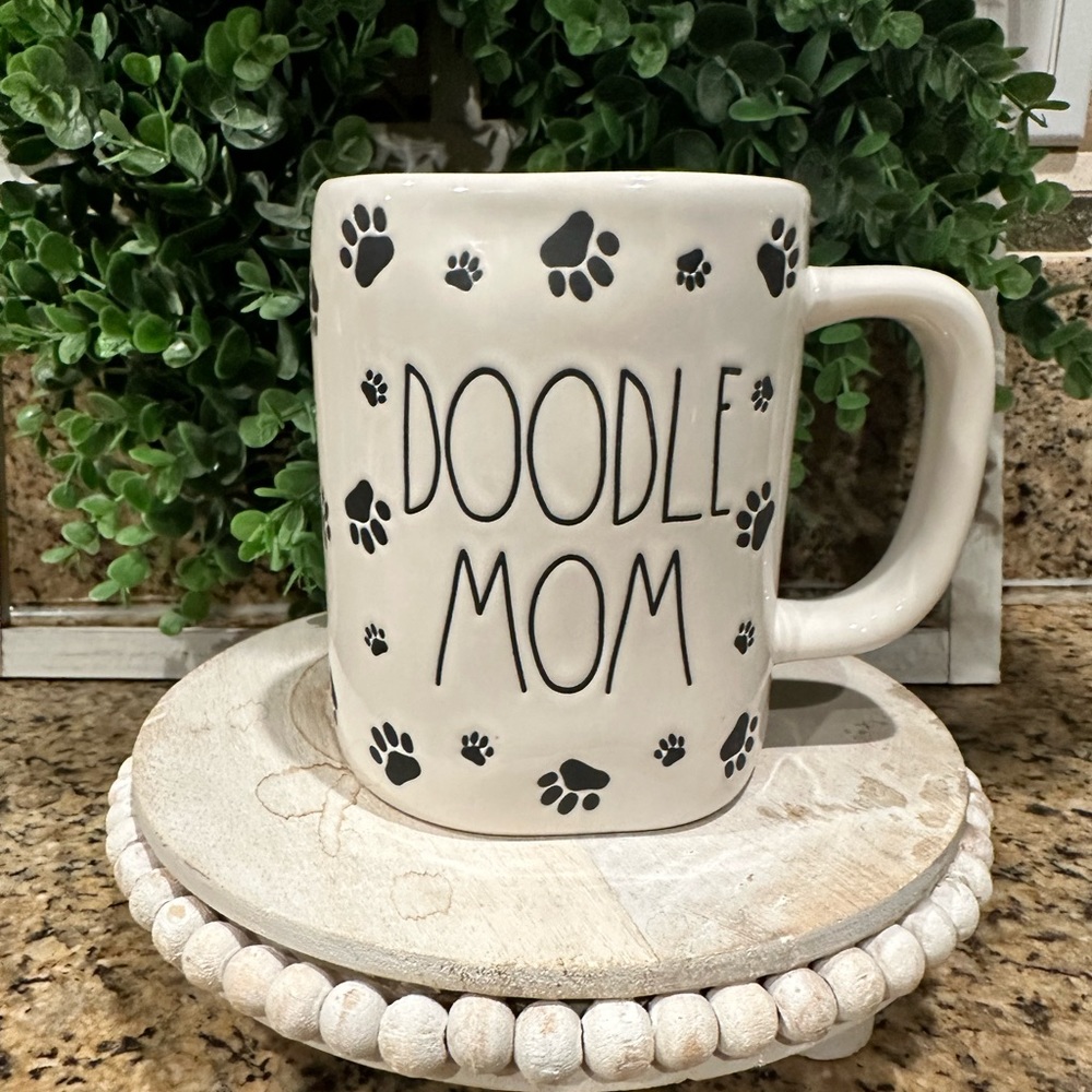 Rae Dunn Doodle Mom Mug